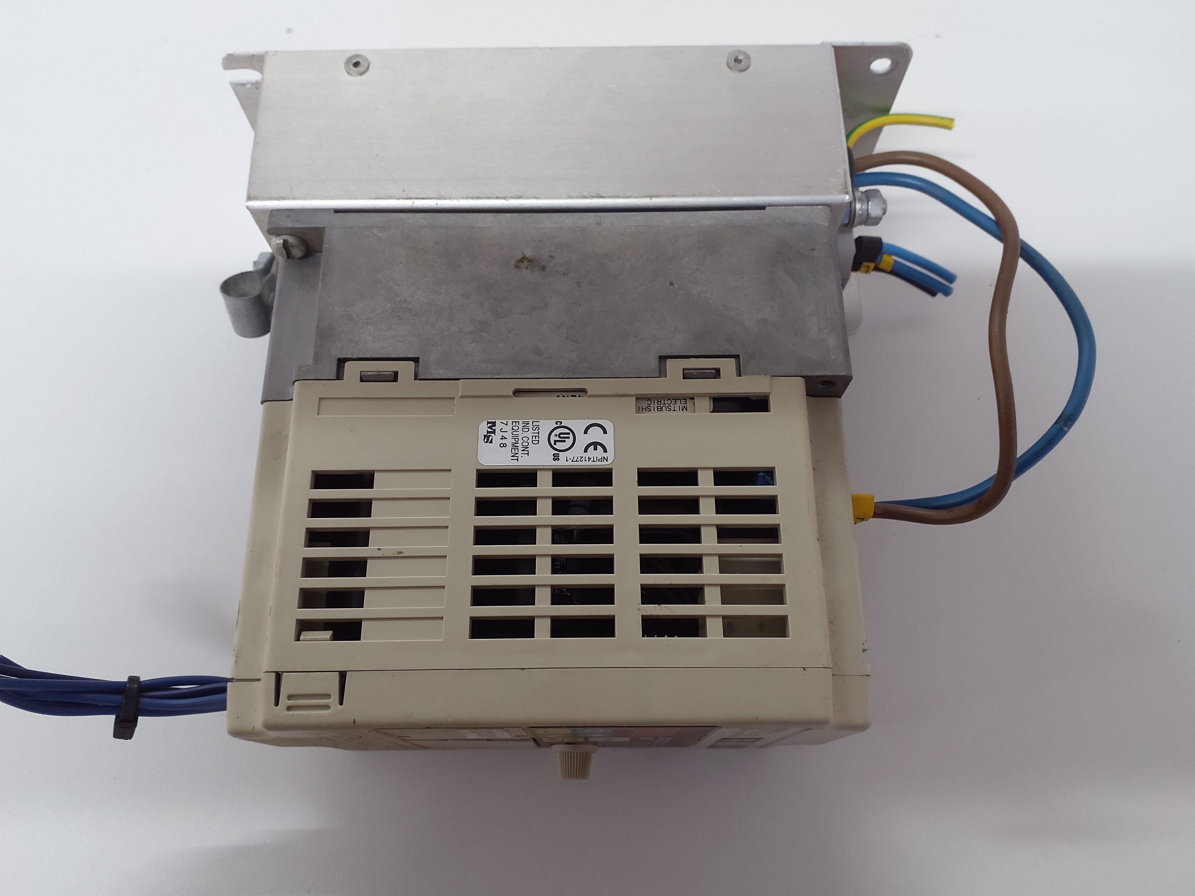 Frequenzumrichter OMRON SYSDRIVE 3G3JV - AB004  0.55KW 1 Phase